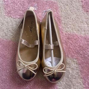 Cat & Jack, size 8, gold shoes